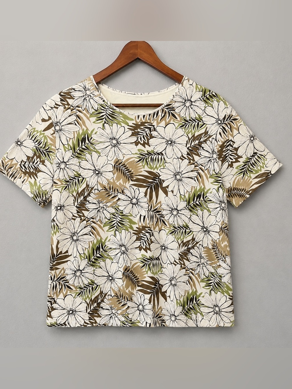 White Stage Tropical Floral Cream Short Sleeve Tee  SZ XL